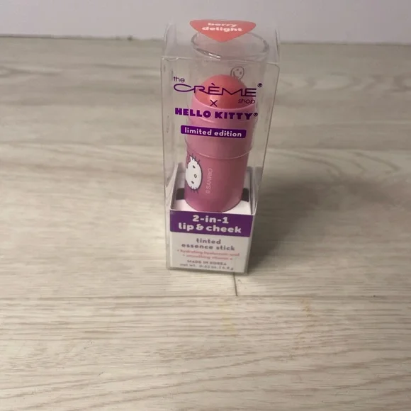 🩷 The Crème Shop x Hello Kitty Make Up Brushes And Lip Care Bundle Brand New 🩷 - Picture 8 of 13
